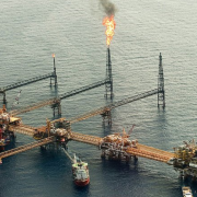 Derrame en Complejo Cantarell golpea pesca en Campeche