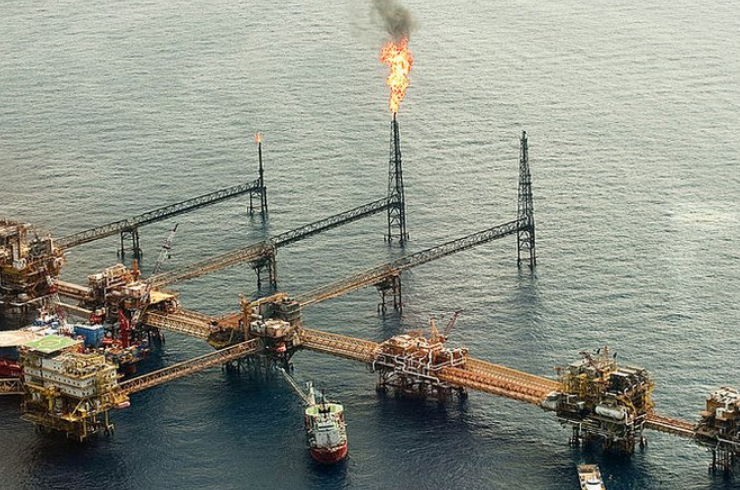 Derrame en Complejo Cantarell golpea pesca en Campeche