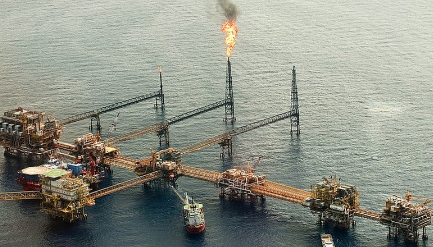 Derrame en Complejo Cantarell golpea pesca en Campeche