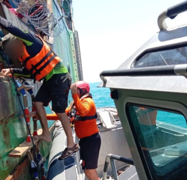 Marina rescata a cinco náufragos en Ciudad del Carmen