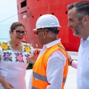 Liz Hernández pisa el acelerador en Campeche