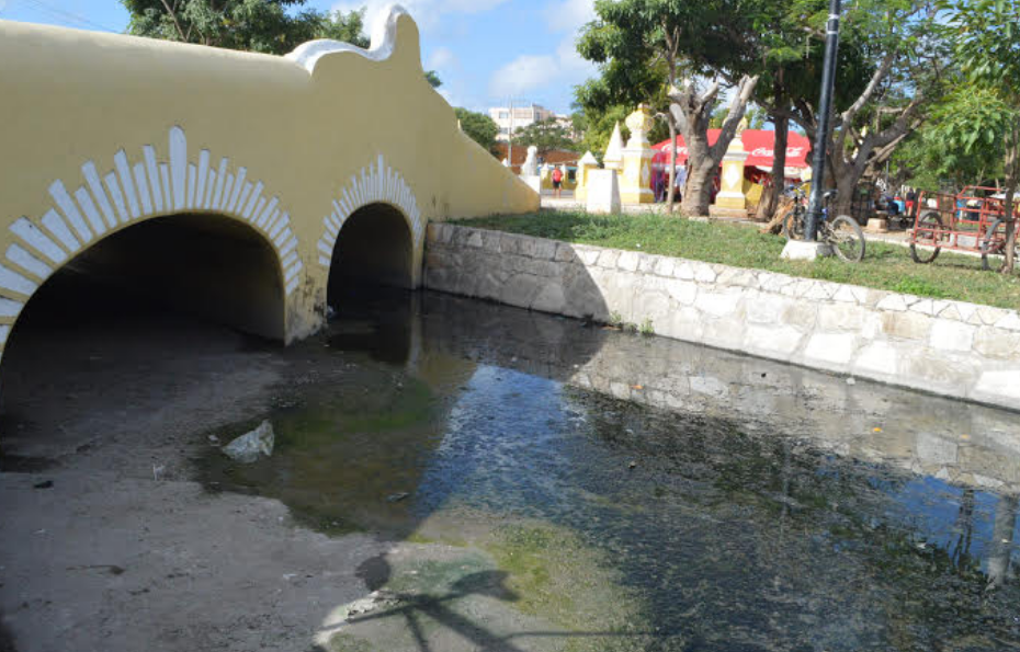 Encuentran restos humanos bajo puente de Campeche