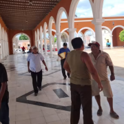 Ejidatarios de Hecelchakán negocian con Ayuntamiento