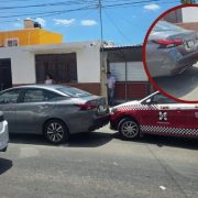 Taxi provoca choque por alcance en avenida Álvaro Obregón, Campeche