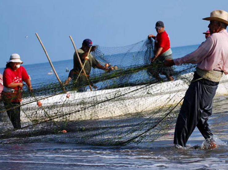 Pescadores quieren hablar de los nuevos motores marinos