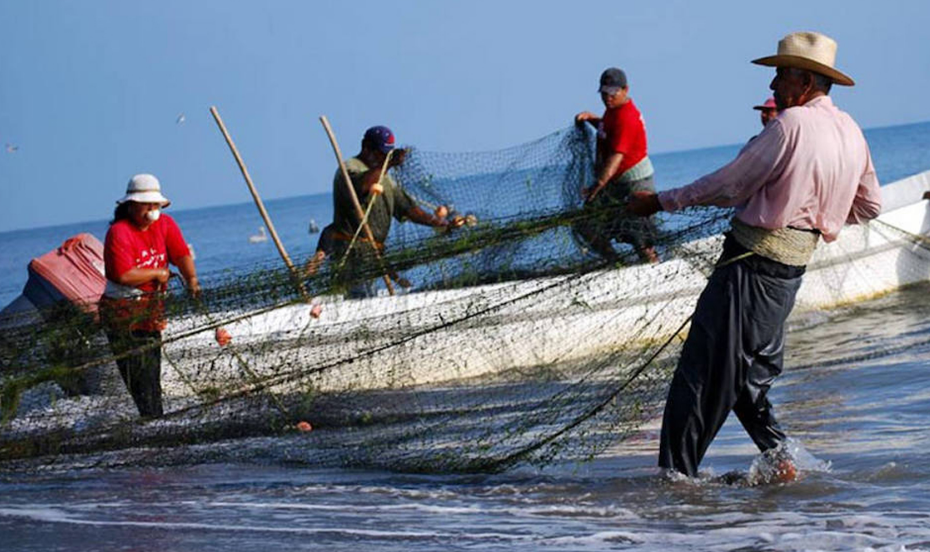 Pescadores quieren hablar de los nuevos motores marinos
