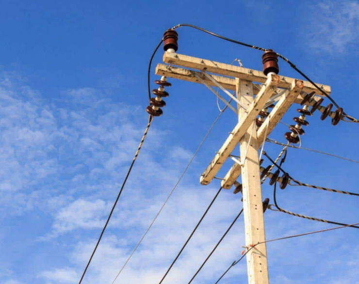 El barrio de Santa Ana pasa más de 24 horas sin luz