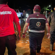 Lluvias obligan a evacuar comunidades de Campeche