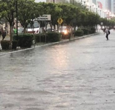 Unas 15 colonias en riesgo de irse al agua, Campeche