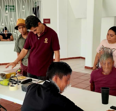 Supervisan albergue Jo'olnaj en Campeche