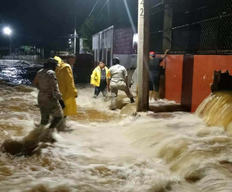 ICH-EK bajo el agua tras intensas lluvias