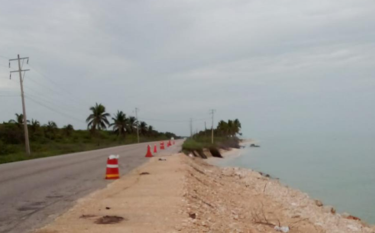 Oleaje y marejadas provocan erosión en carretera. Alerta y prevención
