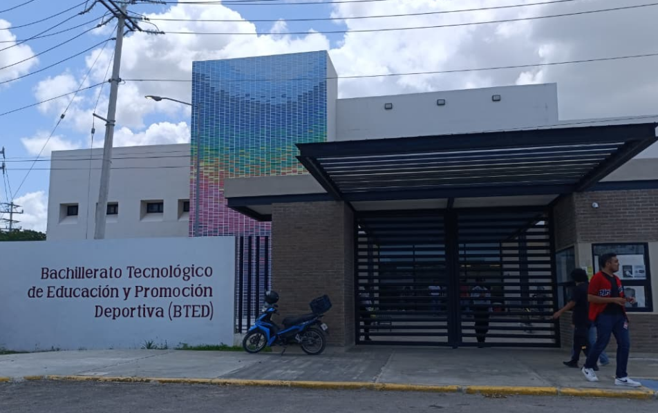 Rescatan a jóvenes de deserción escolar en Campeche