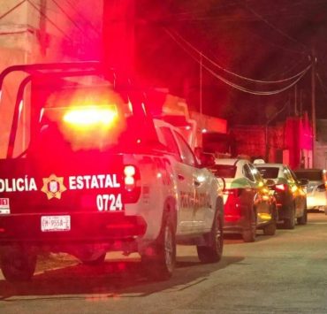Taxista frustra asalto y resulta herido