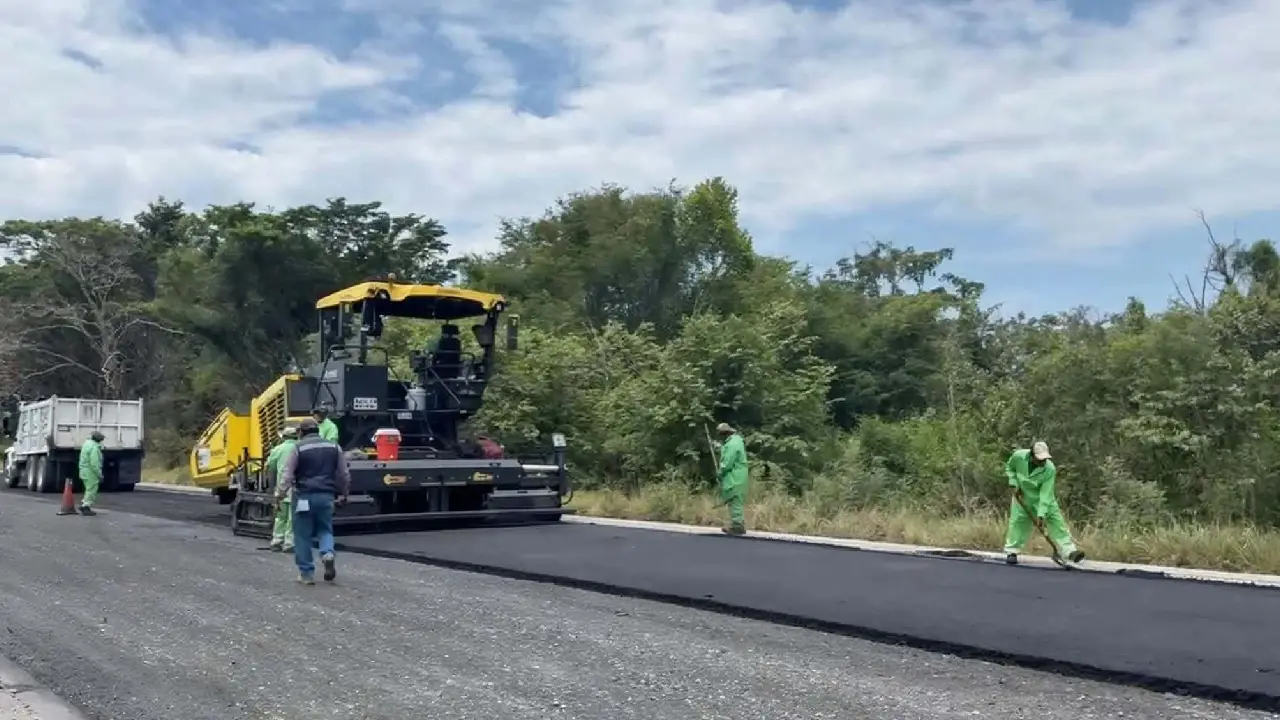 Conservación de carreteras 2026 fortalecerá la conectividad en Campeche