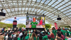 Cientos de campechanos disfrutaron del encuentro entre México y Sudáfrica en una noche llena de emoción, donde la Pasión futbolera en el Domo del Jaguar se hizo sentir de principio a fin.