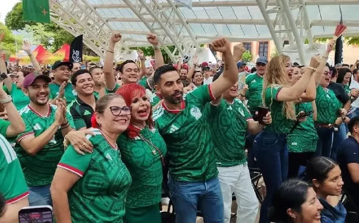 Pasión futbolera en el Domo del Jaguar contagia a miles de aficionados