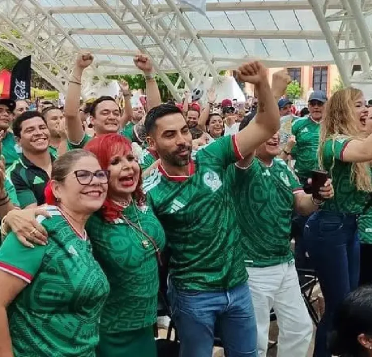 Pasión futbolera en el Domo del Jaguar contagia a miles de aficionados
