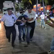 Trailero causó destrozos en Ciudad del Carmen tras perder el control de la unidad