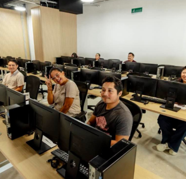 Se anuncia un nuevo bloque de plazas laborales en Campeche