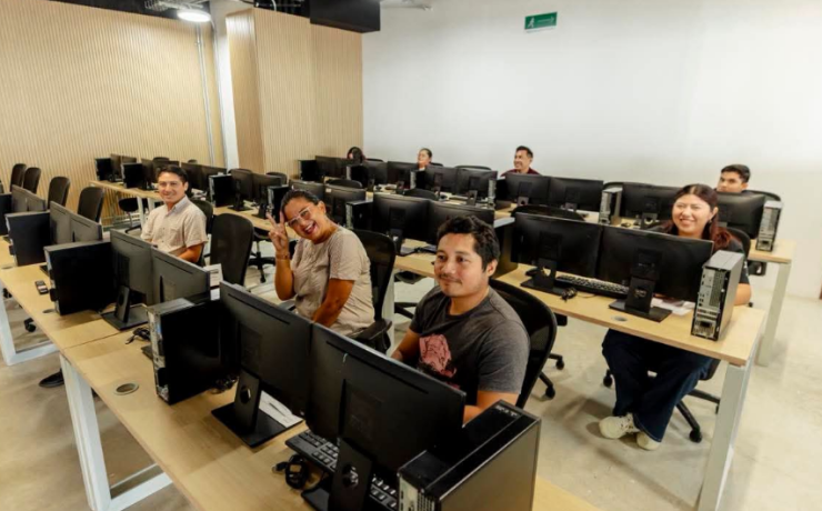 Se anuncia un nuevo bloque de plazas laborales en Campeche