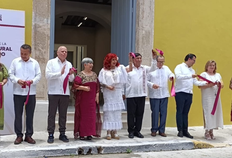 Inauguran edificio restaurado del Archivo General