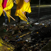 Campeche se inunda por la basura acumulada en alcantarillado
