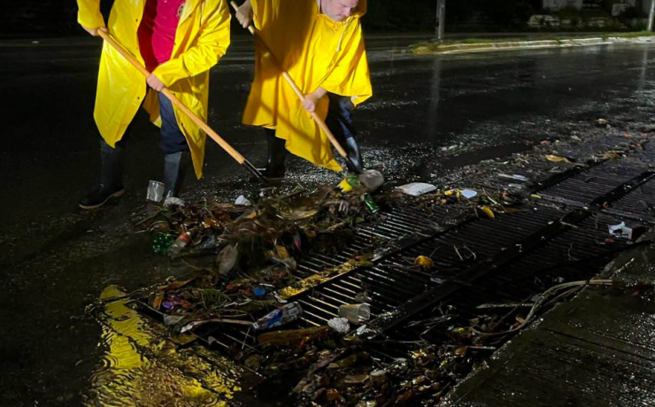 Campeche se inunda por la basura acumulada en alcantarillado