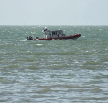 Denuncian mancha de hidrocarburo en la costa de Campeche