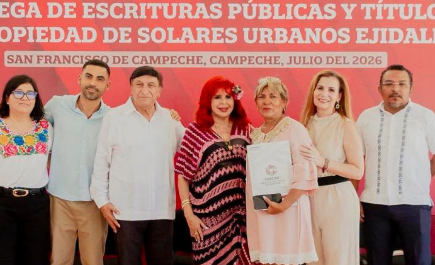 Sansores otorga certeza jurídica a 278 familias