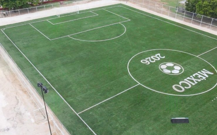 El Gobierno de Campeche inaugura canchas sintéticas
