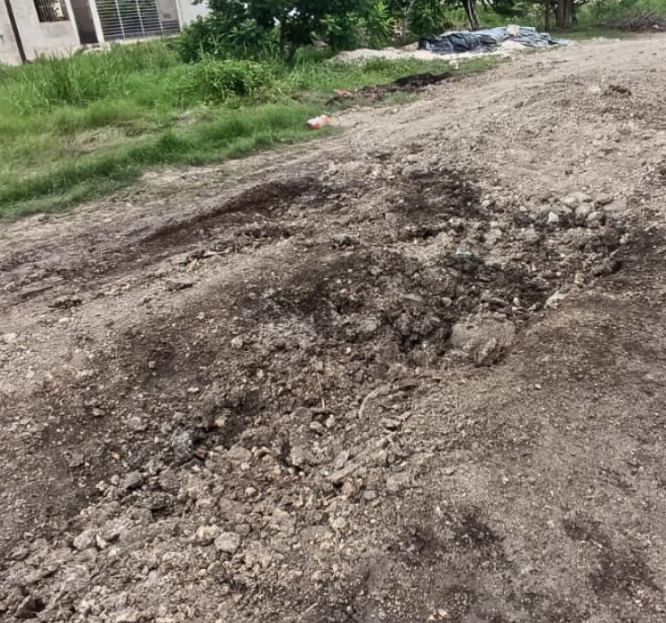 Vecinos exigen pavimentación urgente de calle "olvidada" por el Ayuntamiento