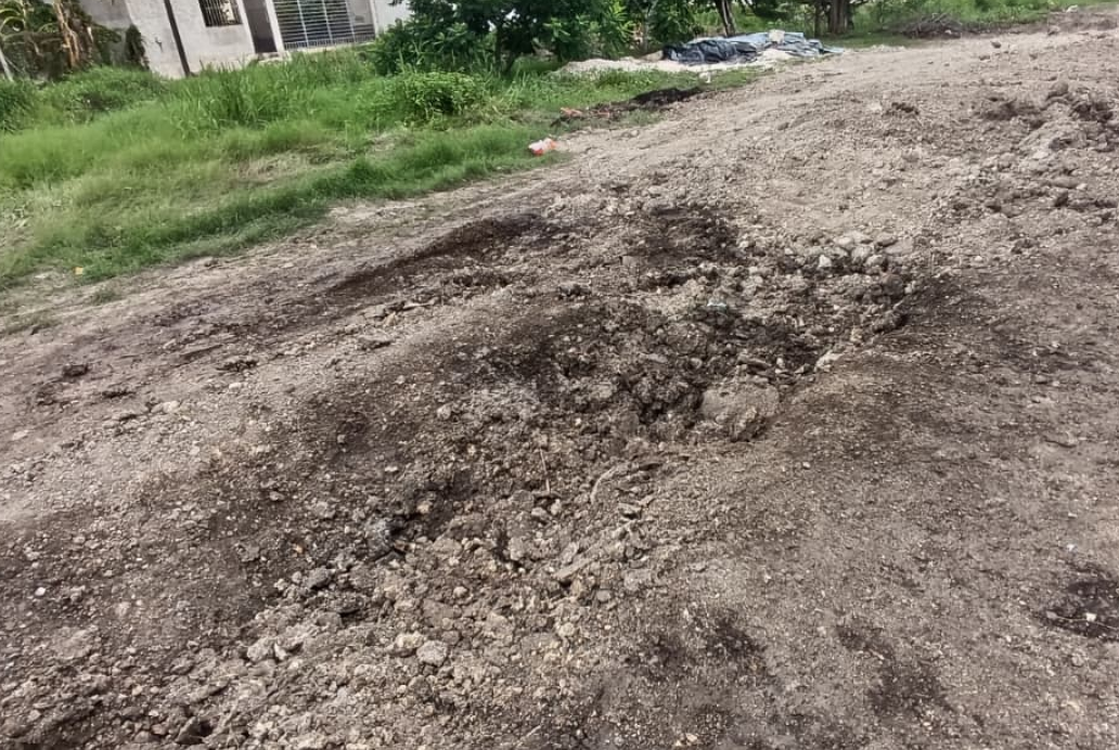 Vecinos exigen pavimentación urgente de calle "olvidada" por el Ayuntamiento