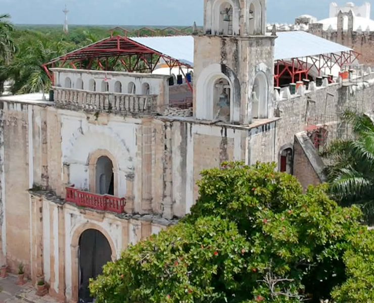 Parroquia de Calkiní avanza en su restauración.