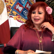 Sansores lanzó un enérgico reconocimiento a abogados
