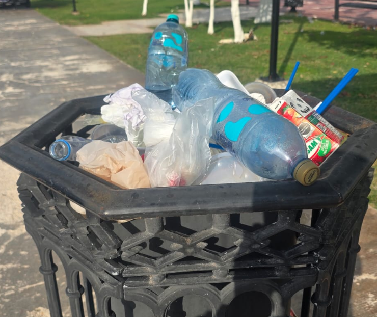 La basura se "apodera" del centro histórico de Campeche