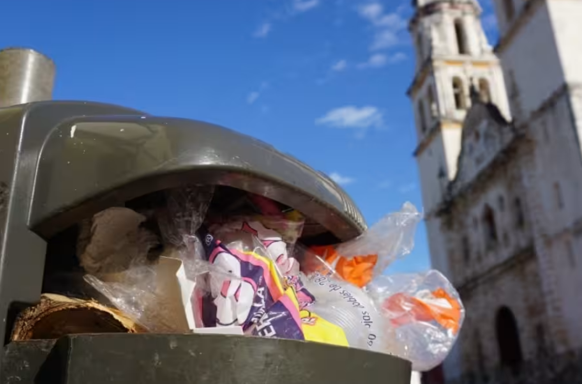 Impacto urbano y turístico por acumulación de residuos
