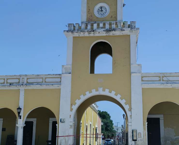 Reloj de San Francisco abandonado por el ayuntamiento