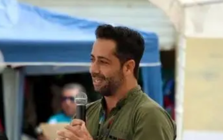 Candidato a gubernatura arremete contra titular de Seguridad