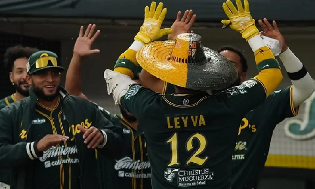 Pericos derrotan a Piratas en los Playoffs