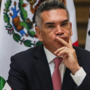 Fiscalía anticorrupción de Campeche va por 32 exfuncionarios de Alito Moreno
