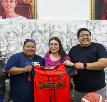 Rescatan biblioteca y cancha en la comunidad Adolfo Ruiz Cortines, Campeche