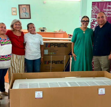 La Biblioteca Pública Municipal de Hopelchén recibe nuevo equipo