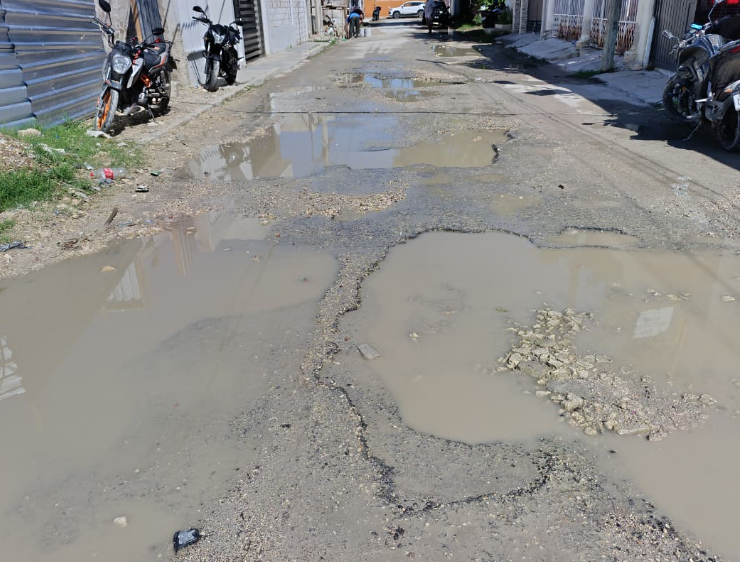 Bello Horizonte se une al problema de baches en Campeche