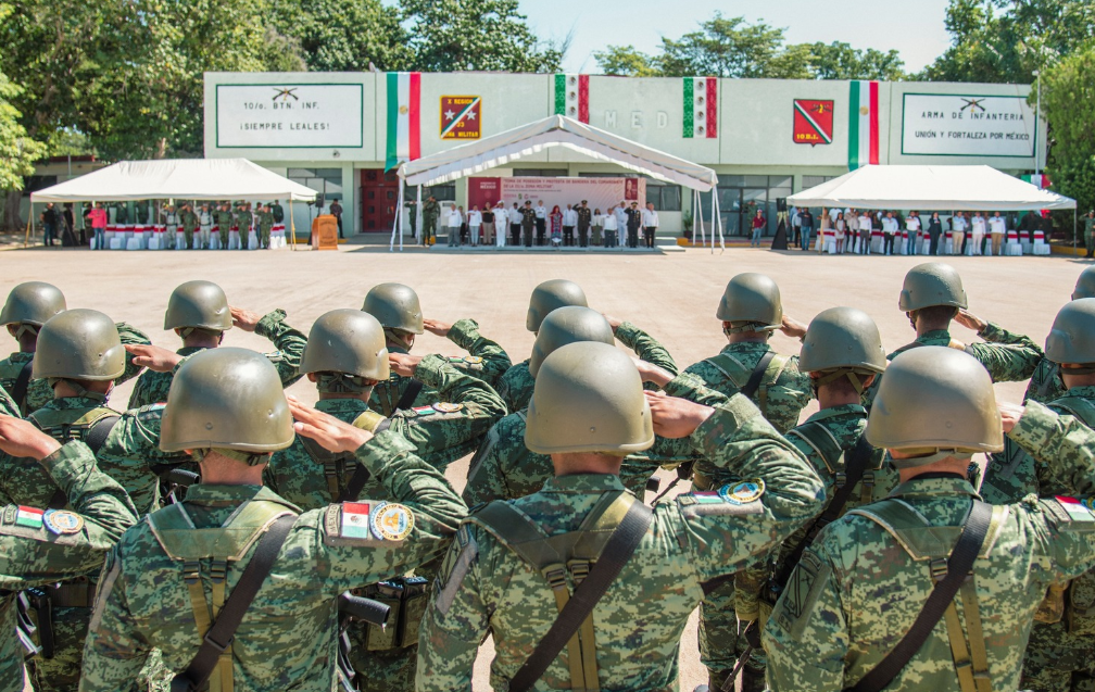 Programa cívico y valores patrios en la entidad