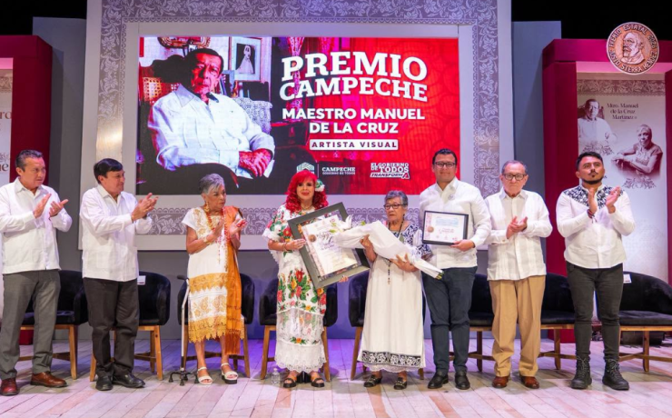 Sansores al encabezó entrega de varios premios en Campeche