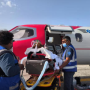 IMSS traslada en ambulancia aérea a menor de Campeche