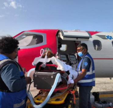 IMSS traslada en ambulancia aérea a menor de Campeche