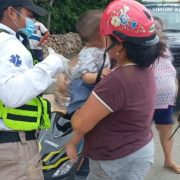 Familia derrapa en motocicleta en Dzitbalché