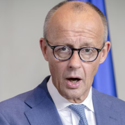 Piden la renuncia del canciller Friedrich Merz